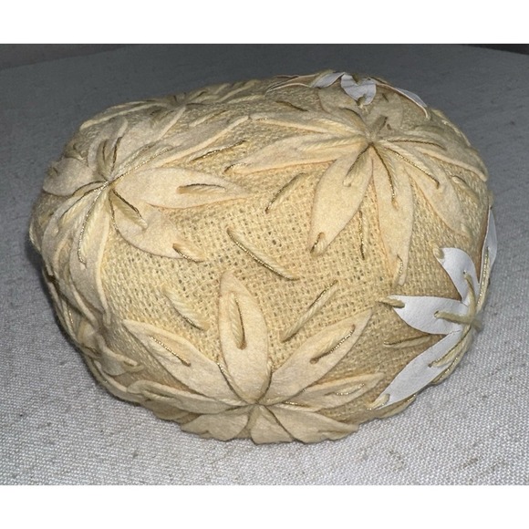 Vintage PillBox Pill Box Hat Flowers Frank‎ Jelleff Amy New York DC Cream Beige